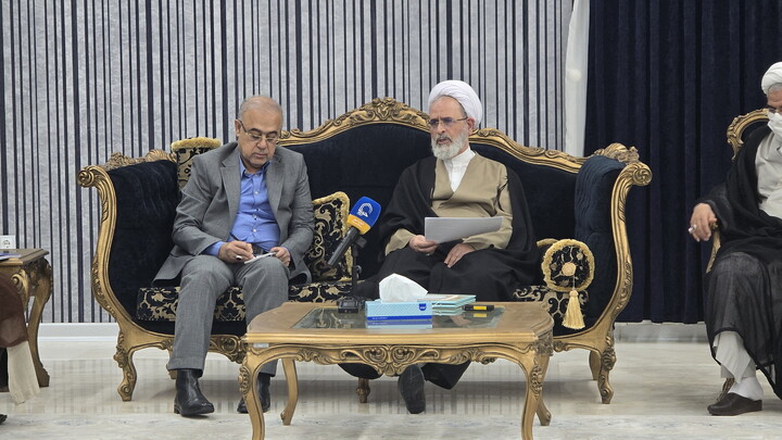 تصاویر/ جلسه جمع بندی سفر آیت الله اعرافی به هرمزگان