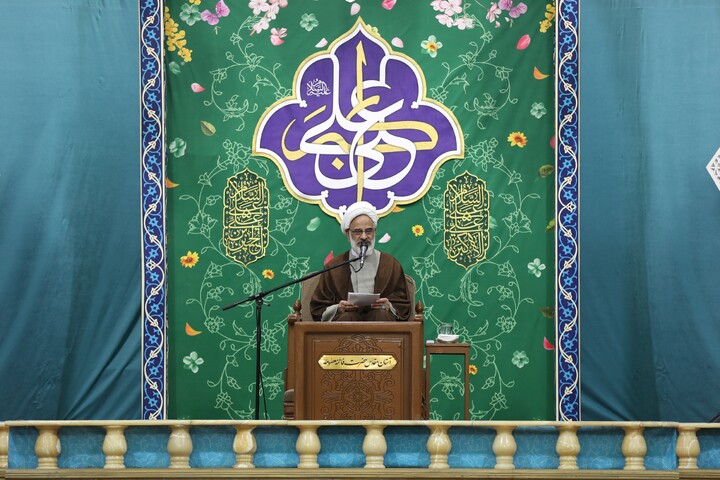 تصاویر/ مراسم گرامیداشت شهدای اغتشاشات اخیر در حرم حضرت معصومه(س)