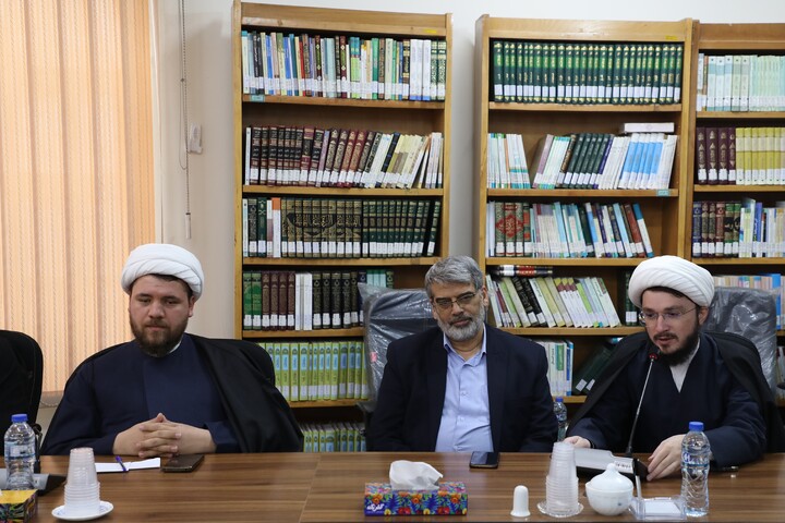 تصاویر/ نشست هم اندیشی دبیران گروه های علمی مرکز تدوین متون و منابع درسی حوزه های علمیه