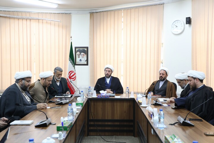 تصاویر/ نشست هم اندیشی دبیران گروه های علمی مرکز تدوین متون و منابع درسی حوزه های علمیه