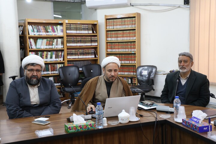 تصاویر/ نشست هم اندیشی دبیران گروه های علمی مرکز تدوین متون و منابع درسی حوزه های علمیه