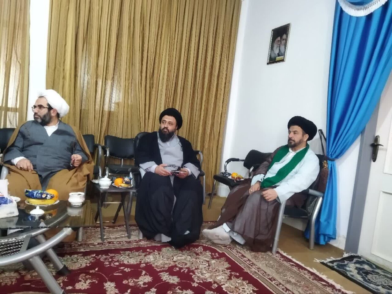 ائمه جمعه پرچمدار ترویج ازدواج آسان باشند