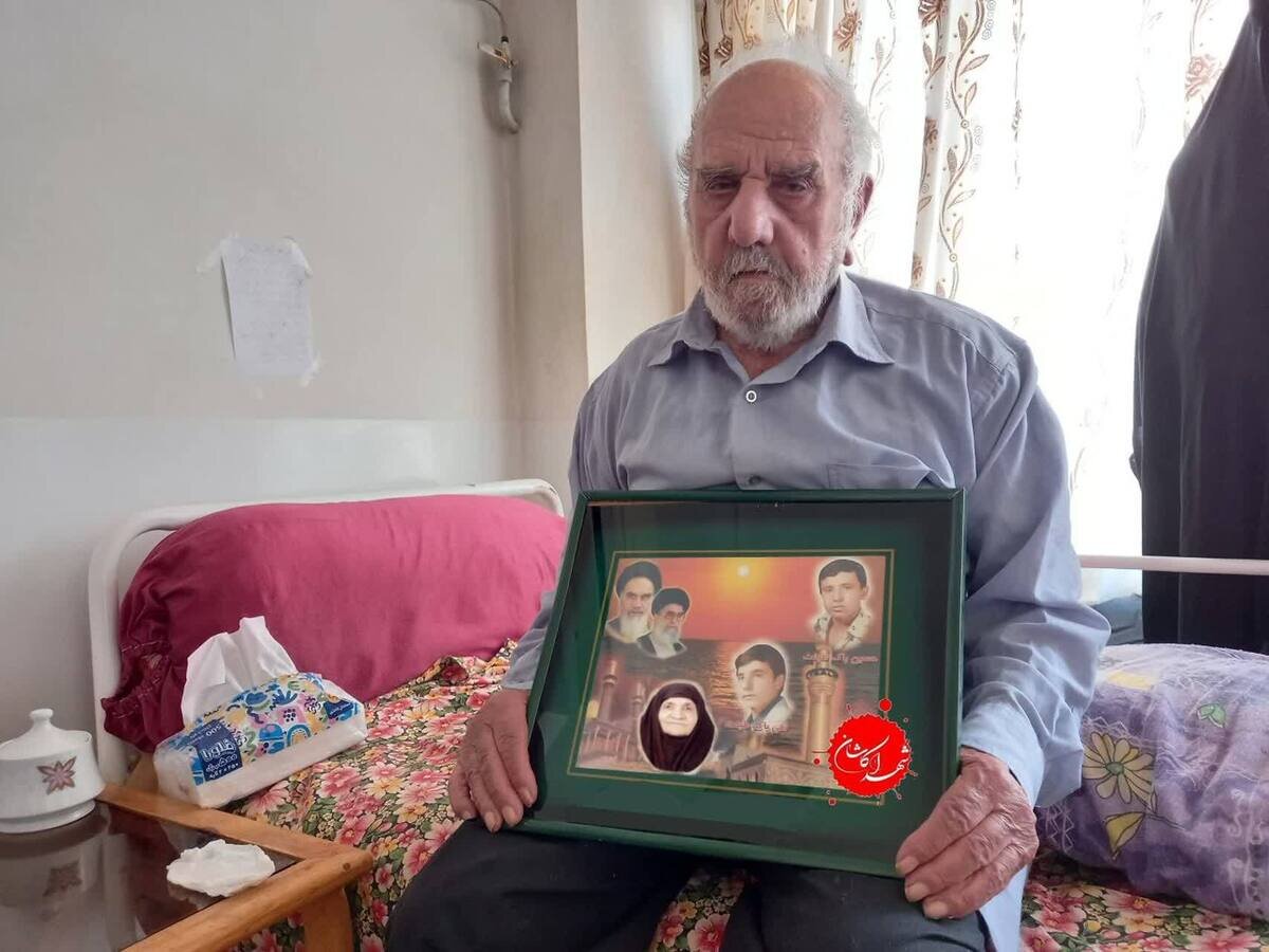 پدر شهیدان پاک طینت به دیدار فرزندان شهیدش شتافت