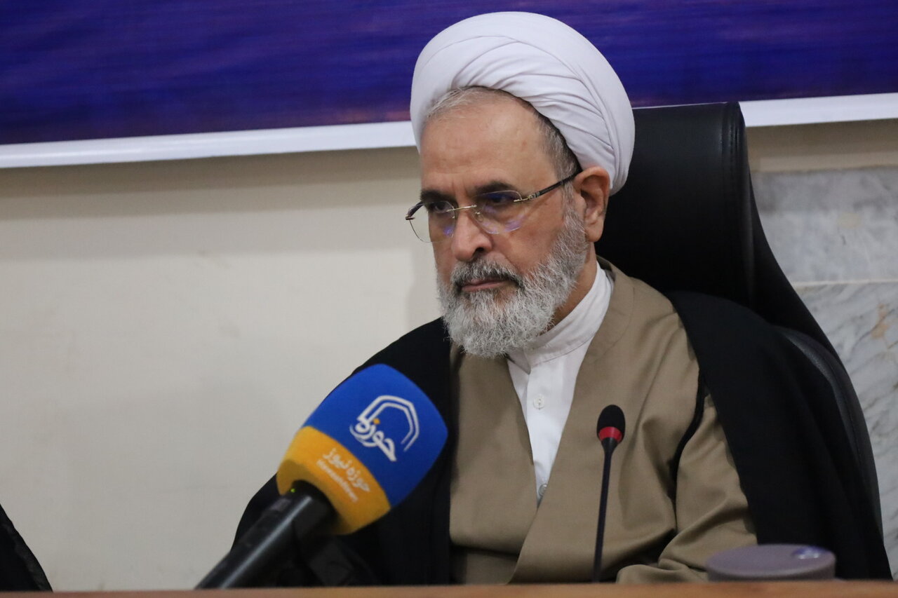 جدیت در مدارس علمیه حیاتی است؛ حوزه باید هنر اثرگذاری با سبک زندگی جدید را بیاموزد