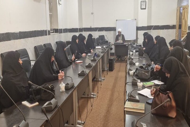 نشست تخصصی مربیان طرح امین ناحیه یک کرمانشاه برگزار شد+عکس