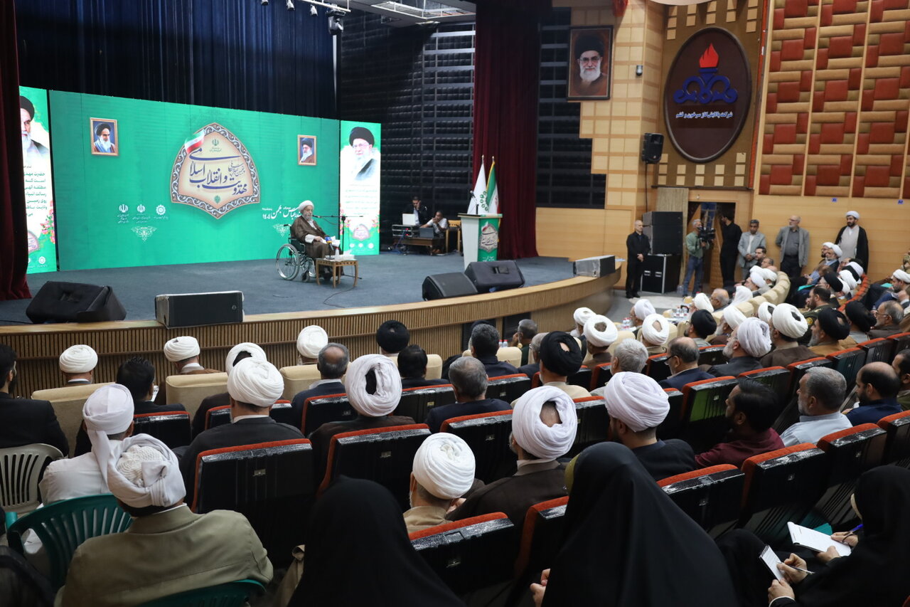 تصاویر/ اجلاسیه ملی مهدویت و انقلاب اسلامی در بندرعباس