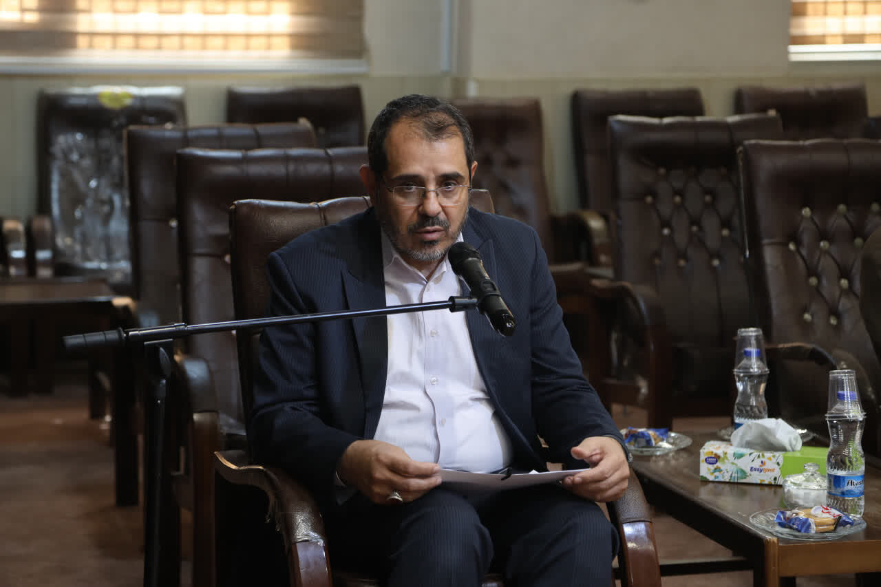 دانش‌آموزان محور اصلی برنامه‌های دهه فجر در مدارس هستند