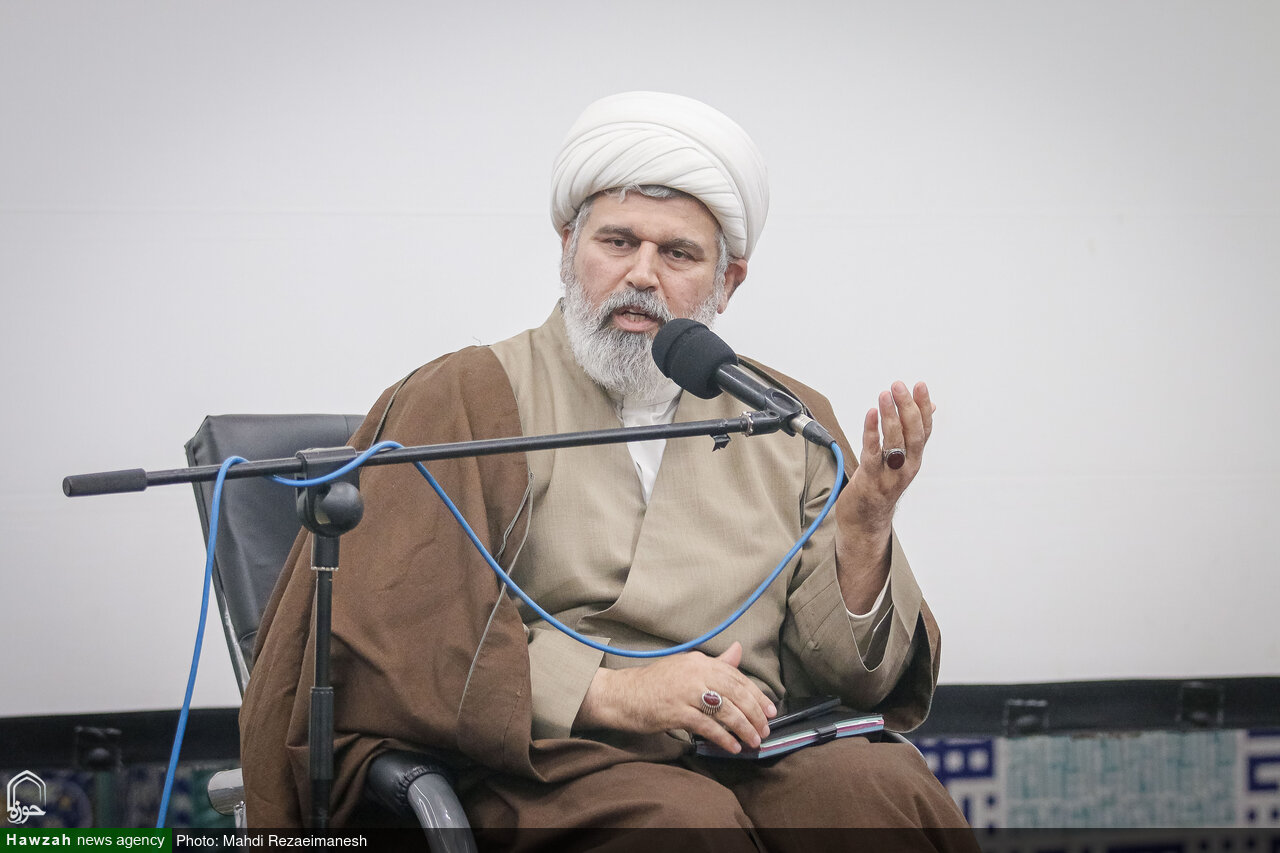 میدان اصلی جنگ امروز، ذهن و باور جوانان است / ضرورت حضور فعال‌تر مبلغان در متن جامعه