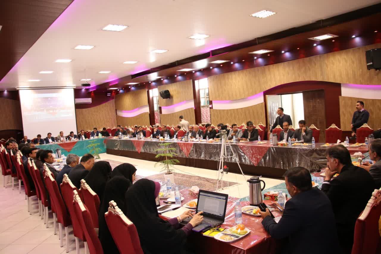 گردهمایی مدیران و روسای آموزش و پرورش شهرستان ها و مناطق استان کرمان در ماهان