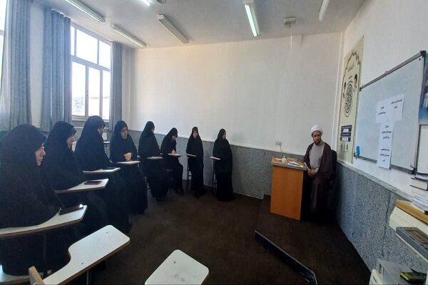 اتحادهای ساختگی ضد انقلاب توان مقابله با ملت ایران را ندارند