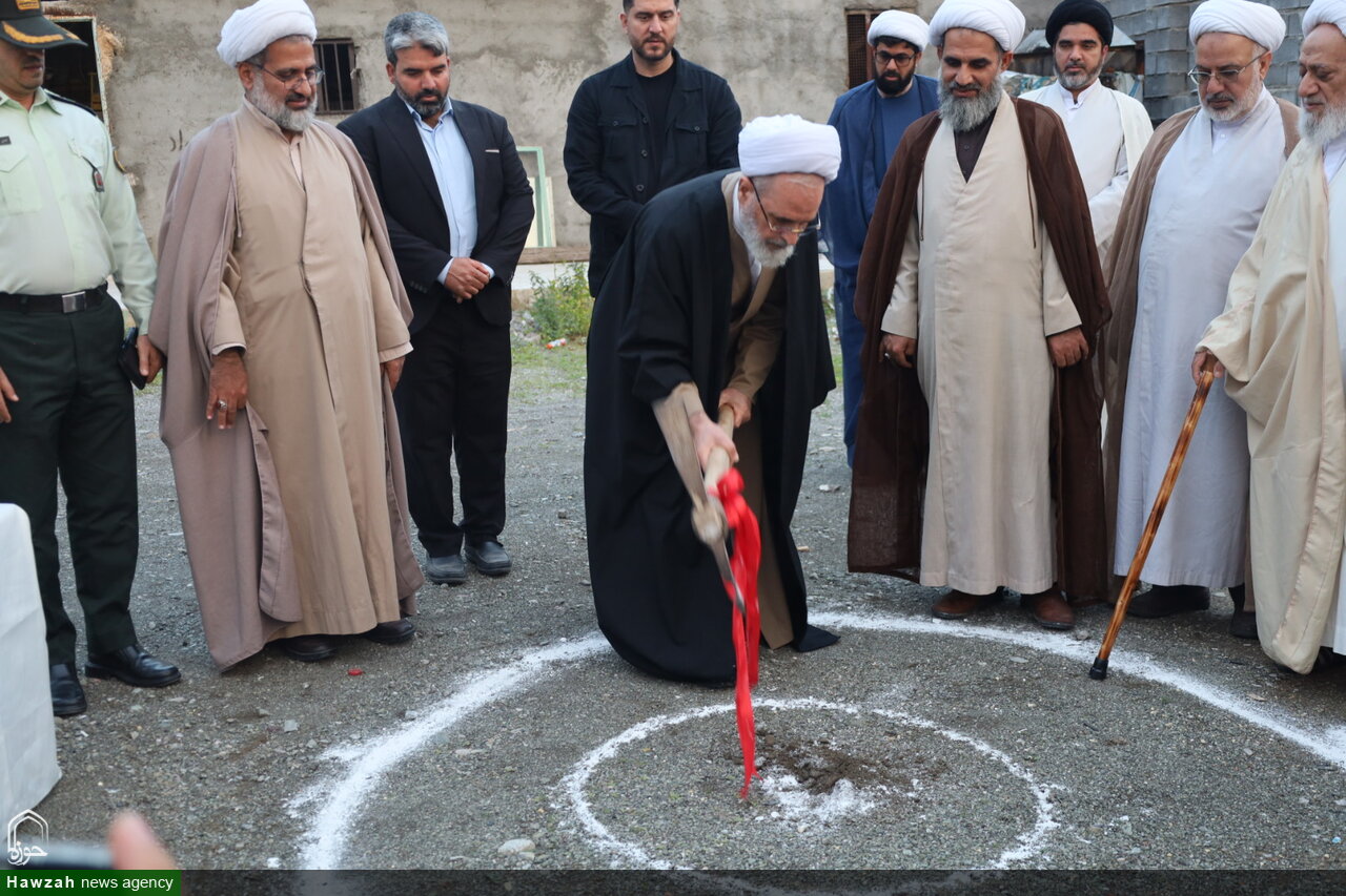 تصاویر/ همایش اساتید و کادر مدارس علمیه استان هرمزگان همراه با آیین تلبس طلاب مدرسه رودان