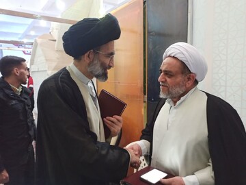 تصاویر/ اقامه نماز عبادی سیاسی جمعه کاشان