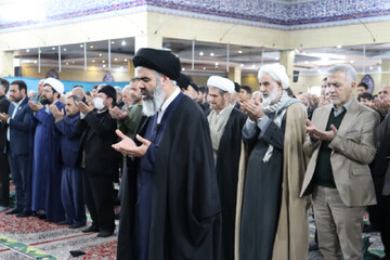 تصاویر/ نماز جمعه بهارستان