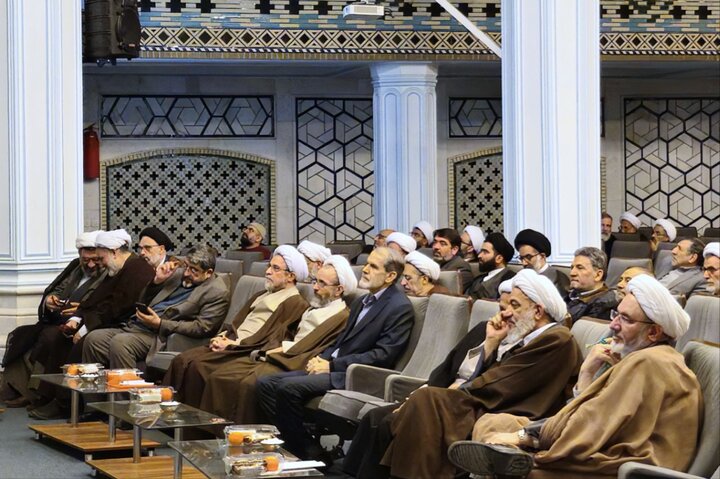 تصاویر/ بزرگداشت مقام علمی و اخلاقی مرحوم حجت‌الاسلام والمسلمین سقای بی‌ریا