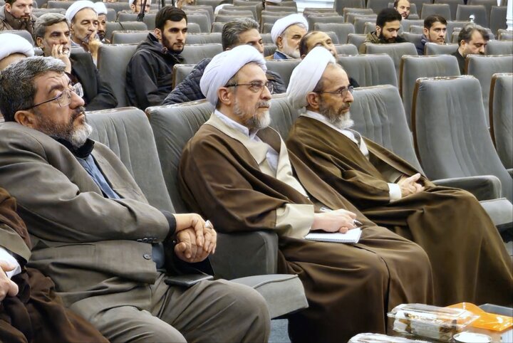 تصاویر/ بزرگداشت مقام علمی و اخلاقی مرحوم حجت‌الاسلام والمسلمین سقای بی‌ریا