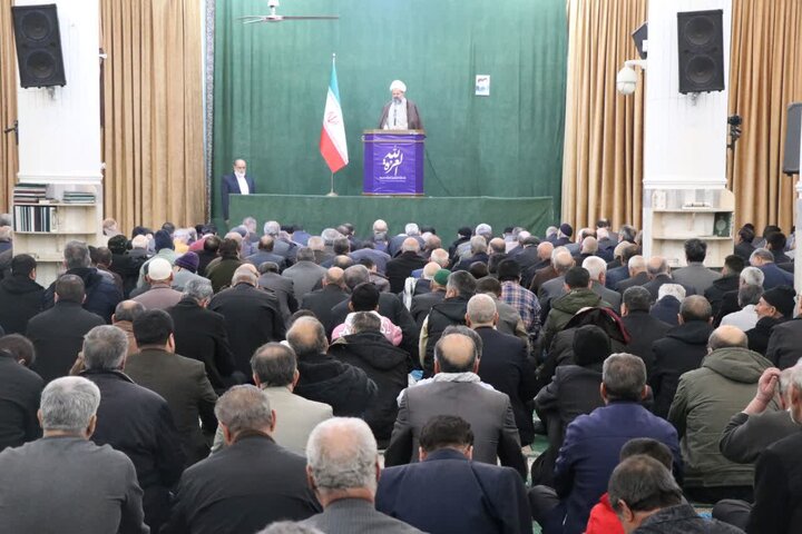 تصاویر/ نماز عبادی سیاسی جمعه در قرچک