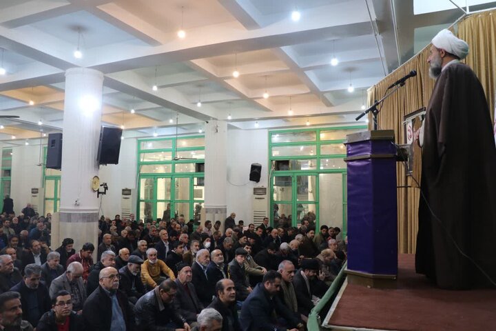 تصاویر/ نماز عبادی سیاسی جمعه در قرچک