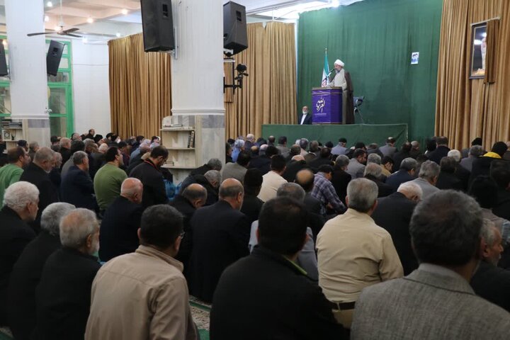 تصاویر/ نماز عبادی سیاسی جمعه در قرچک