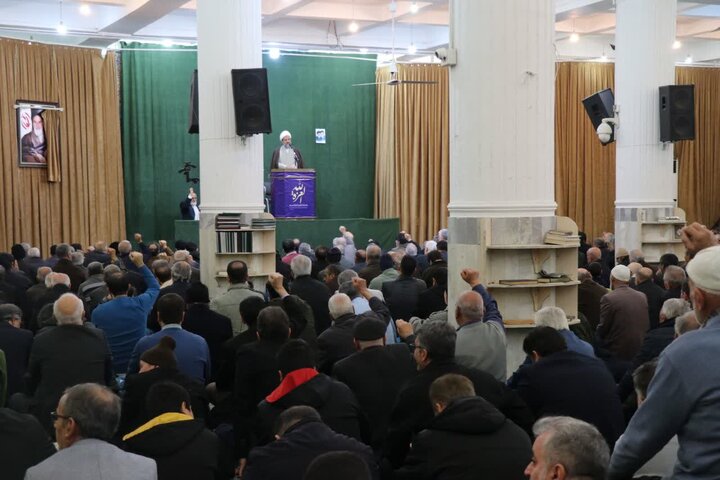 تصاویر/ نماز عبادی سیاسی جمعه در قرچک