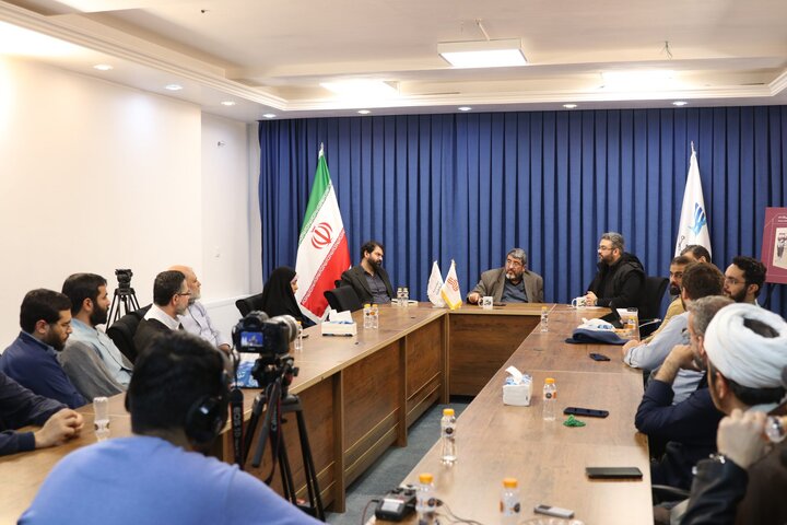 فؤاد ایزدی: باید هزینه ماجراجویی نظامی برای آمریکا را به شدت افزایش دهیم