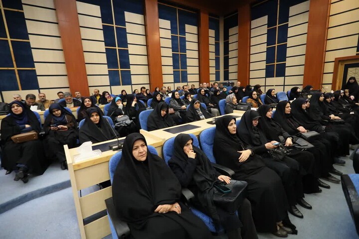 تصاویر / همایش خادمان حضور