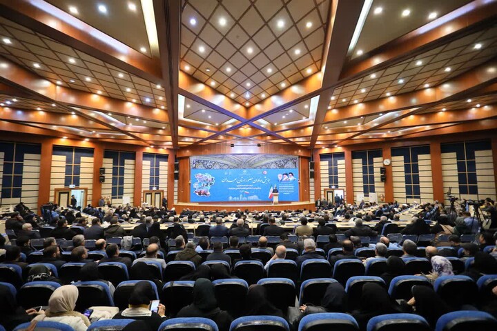 تصاویر / همایش خادمان حضور