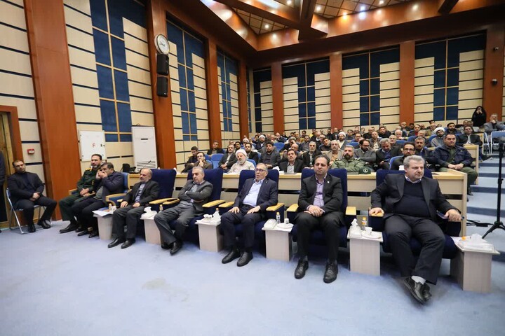 تصاویر / همایش خادمان حضور