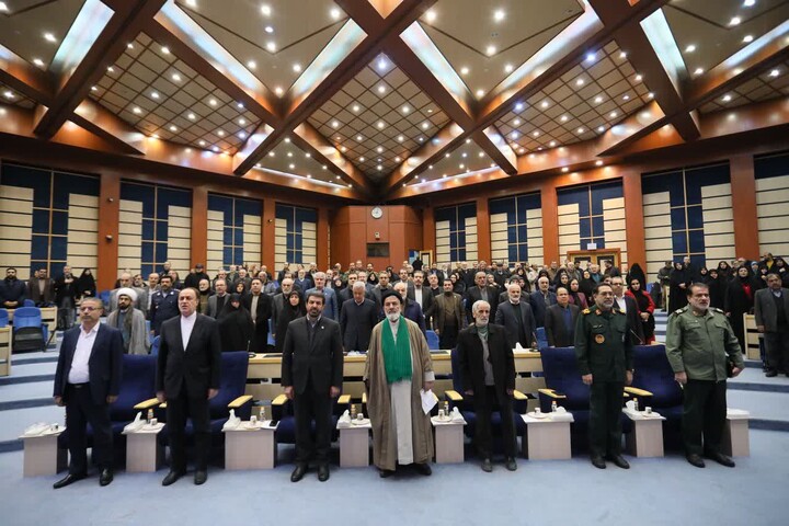 تصاویر / همایش خادمان حضور