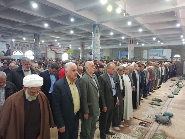 تصاویر:نماز عبادی سیاسی جمعه کاشان