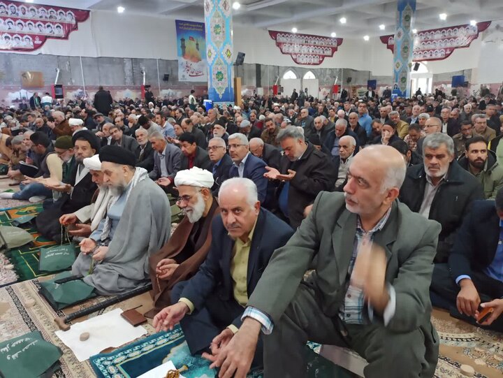 تصاویر:نماز عبادی سیاسی جمعه کاشان