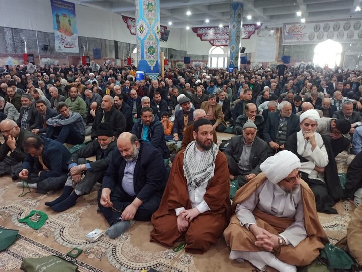 تصاویر:نماز عبادی سیاسی جمعه کاشان