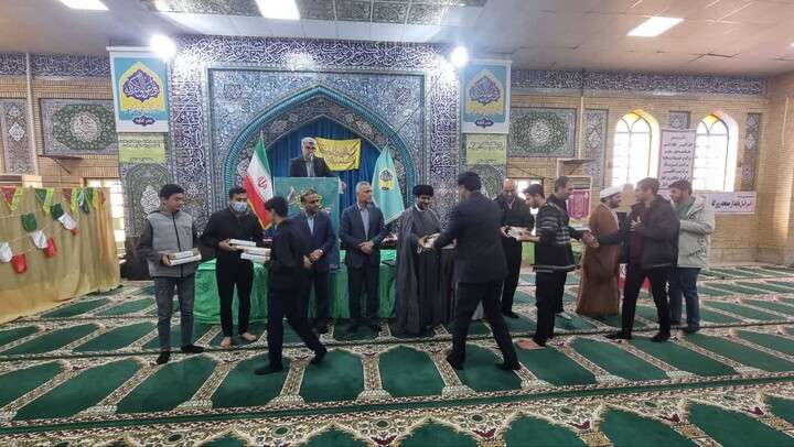 نماز جمعه گناوه به روایت تصویر