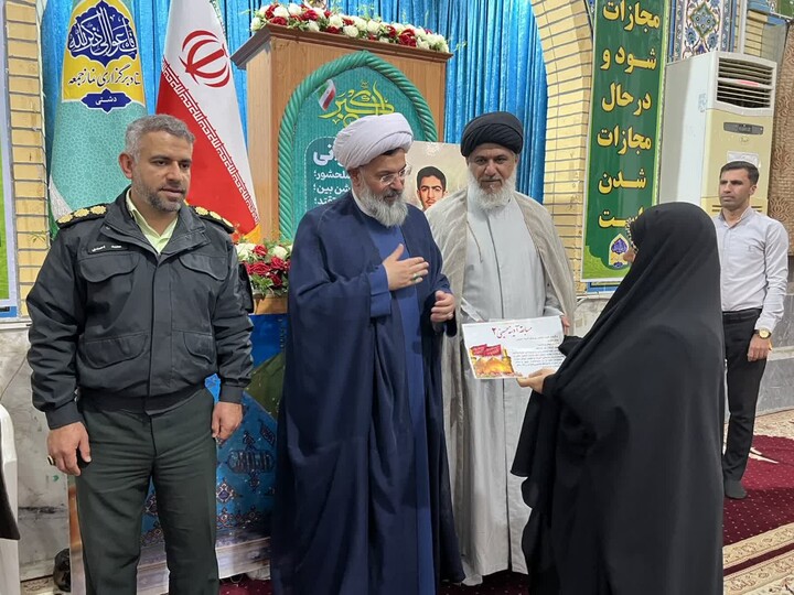 نماز جمعه خورموج به روایت تصویر