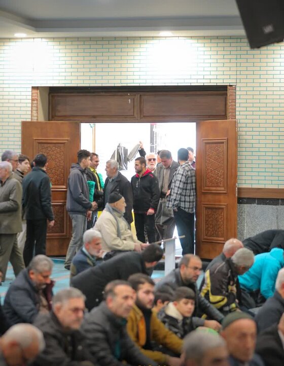 تصاویر/ نماز عبادی سیاسی جمعه در ساوجبلاغ