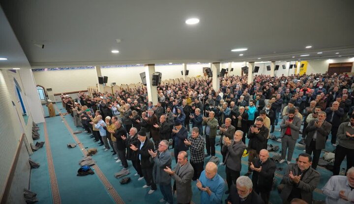 تصاویر/ نماز عبادی سیاسی جمعه در ساوجبلاغ