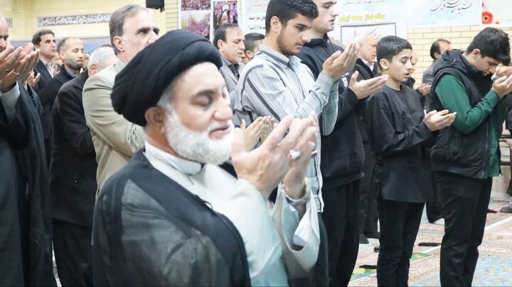 تصاویر/ اقامه نماز جمعه در شهرستان ایوان