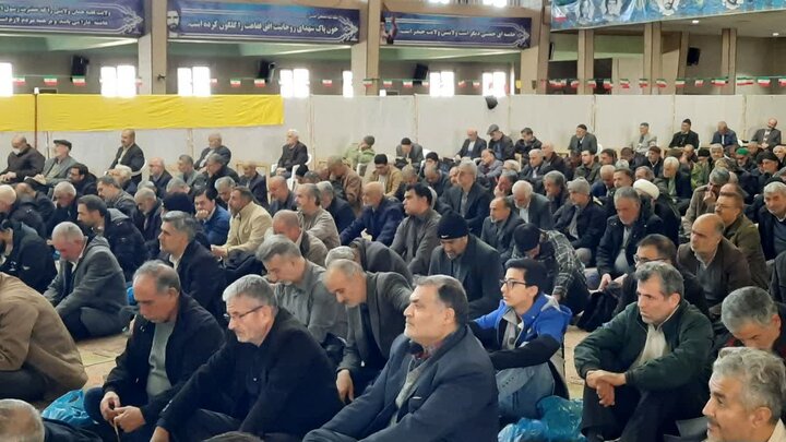 تصاویر/اقامه نماز جمعه در شهرستان خمین