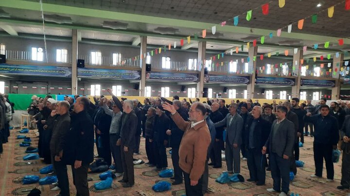 تصاویر/اقامه نماز جمعه در شهرستان خمین