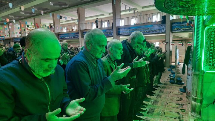 تصاویر/اقامه نماز جمعه در شهرستان خمین