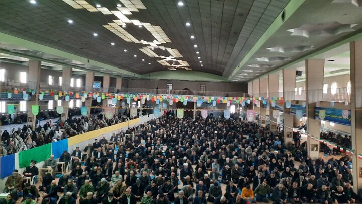 تصاویر/اقامه نماز جمعه در شهرستان خمین