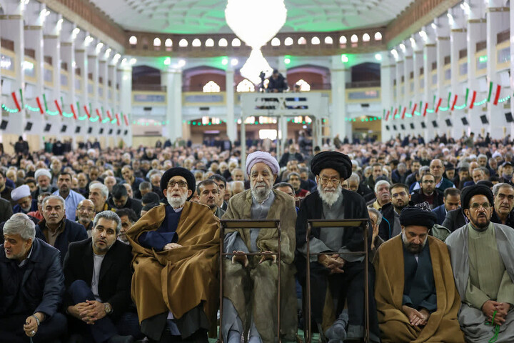 تصاویر/ اقامه نماز جمعه در شهرستان تبریز