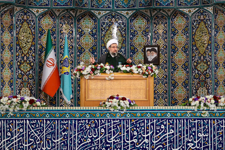 تصاویر/ اقامه نماز جمعه در شهرستان تبریز