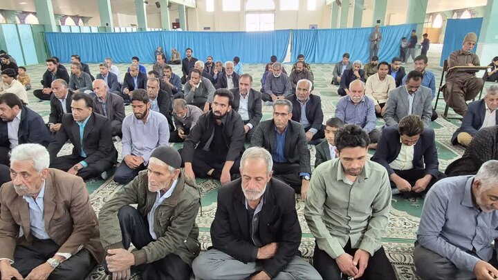 تصاویر/ اقامه نمازجمعه شهر عنبرآباد