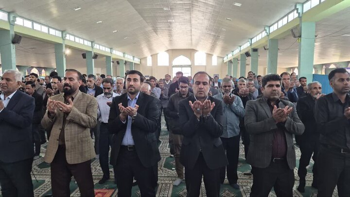 تصاویر/ اقامه نمازجمعه شهر عنبرآباد