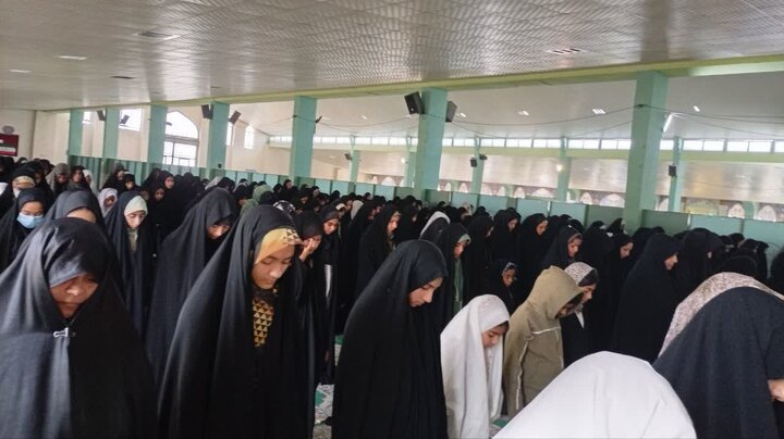 تصاویر/ اقامه نمازجمعه شهر عنبرآباد