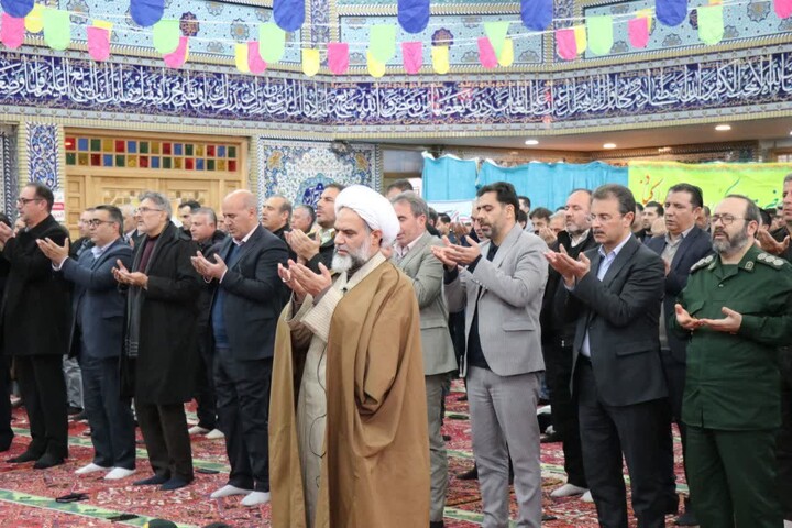 تصاویر/ اقامه نماز جمعه در شهرستان جلفا