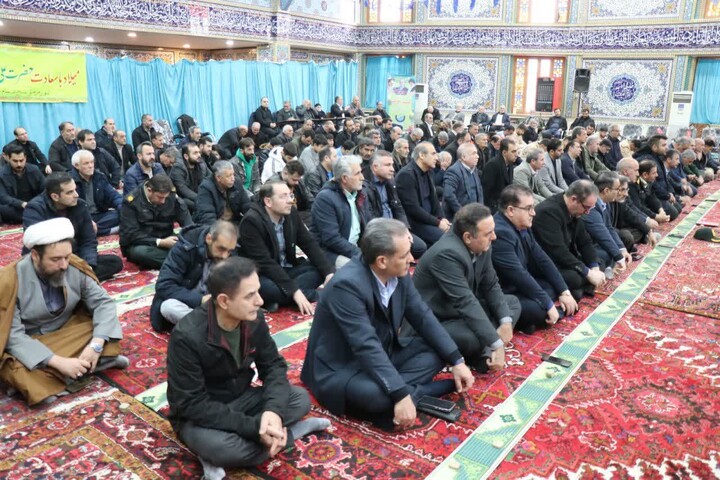 تصاویر/ اقامه نماز جمعه در شهرستان جلفا