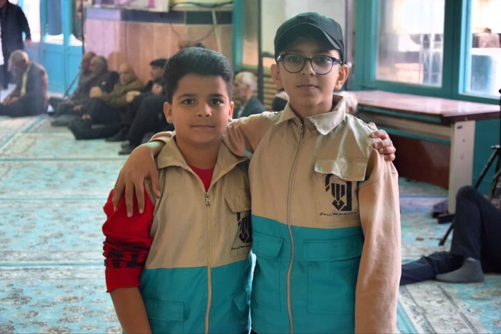 تصاویر/ نمازعبادی سیاسی جمعه آران وبیدگل