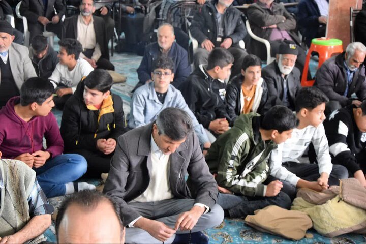 تصاویر/ نمازعبادی سیاسی جمعه آران وبیدگل