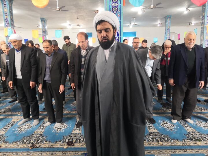 تصاویر/ آیین عبادی سیاسی نماز جمعه در شهرستان چرداول